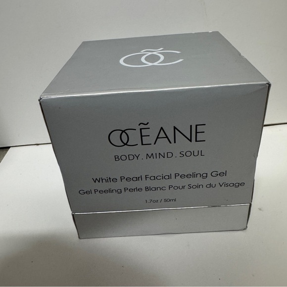 Other - Oceane White Pearl Facial Peeling Gel 1.7 OZ